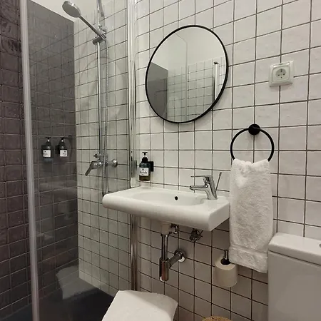Hostel Jardim Camelias Madalena (Azores)